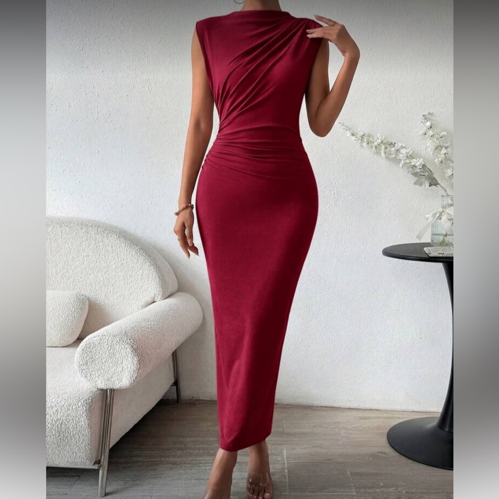 Elegant Burgundy Sleeveless Draped Bodycon Maxi Dress